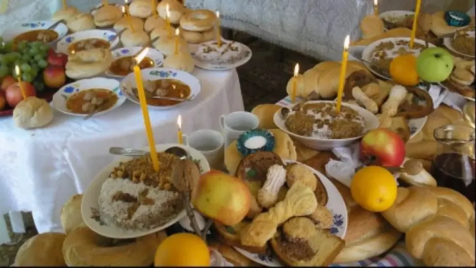 Moșii de iarnă 2020. Ce nu trebuie să împarţi în Sâmbătă Morţilor. E mare PĂCAT!