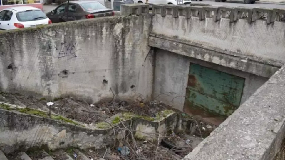 Singurul pasaj pietonal subteran din Slatina, aflat în conservare!