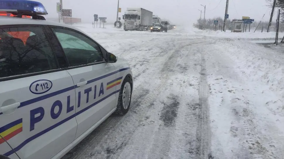 ALERTĂ METEO. S-a dat cod PORTOCALIU de fenomene periculoase: NINSORI viscolite