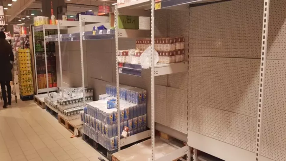 ANSVSA: Există suficiente stocuri de alimente