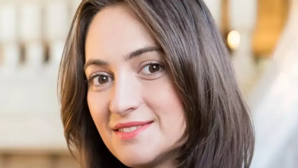 Emisiunea "Legile puterii" revine la Realitatea PLUS. Mădălina Dobrovolschi, față în față cu cei mai puternici oameni în stat