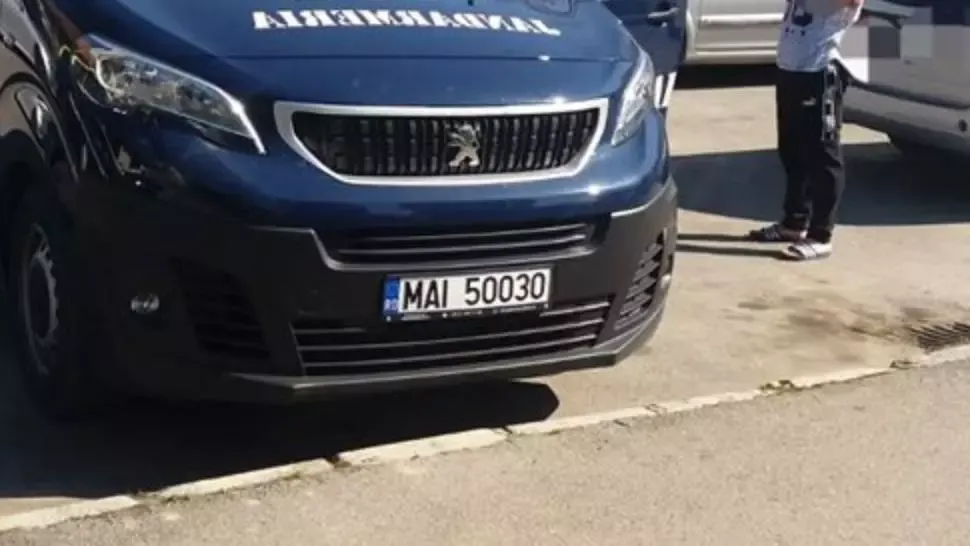 Un bărbat a plătit 2.000 de lei pentru a-și bea cafeaua în liniște, departe de soție