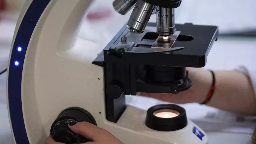 COVID-19. Ministrul Sănătății explică de România nu testează la capacitate maximă