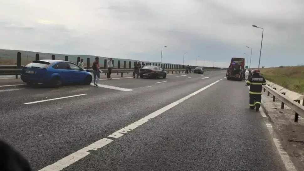 11 persoane ce veneau din Zona Roșie COVID 19, implicate într-un accident pe A1