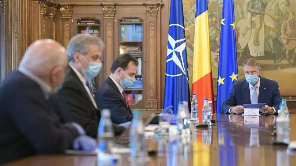 STARE DE ALERTĂ | Klaus Iohannis: ”De la 1 iunie se redeschid terasele. Se reiau competițiile sportive și se va putea merge la plajă”