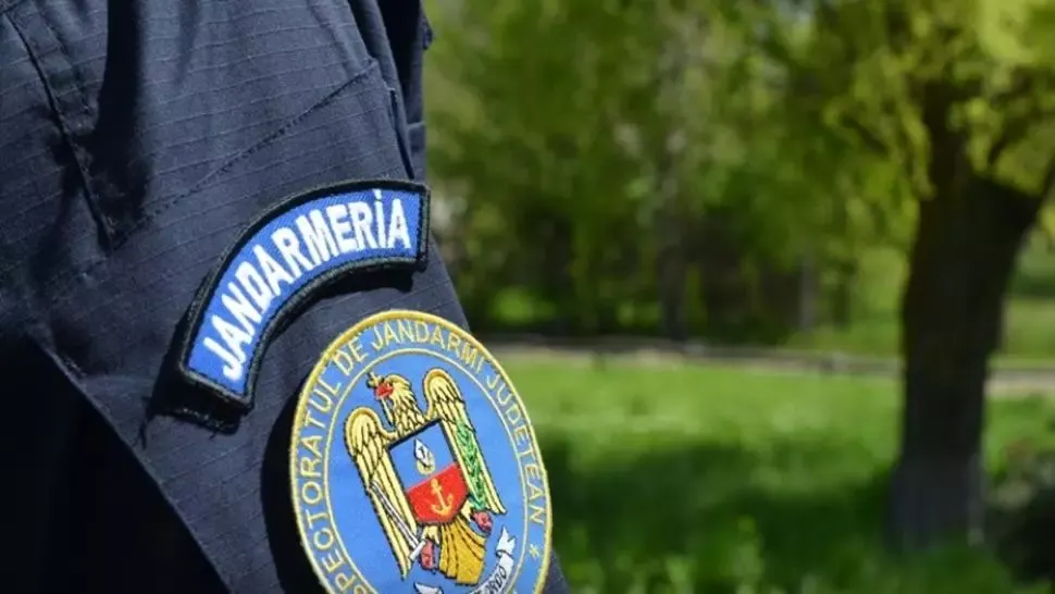 Un jandarm s-a împușcat în cap, în timpul serviciului. Bărbatul păzea un centru de carantină