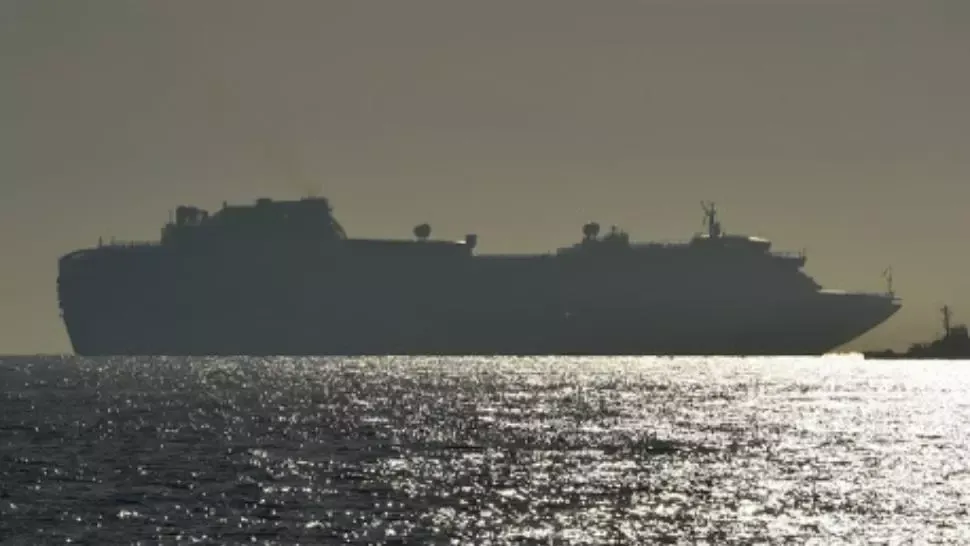 VIDEO Zeci de români blocați pe un vas de croazieră, în situație critică