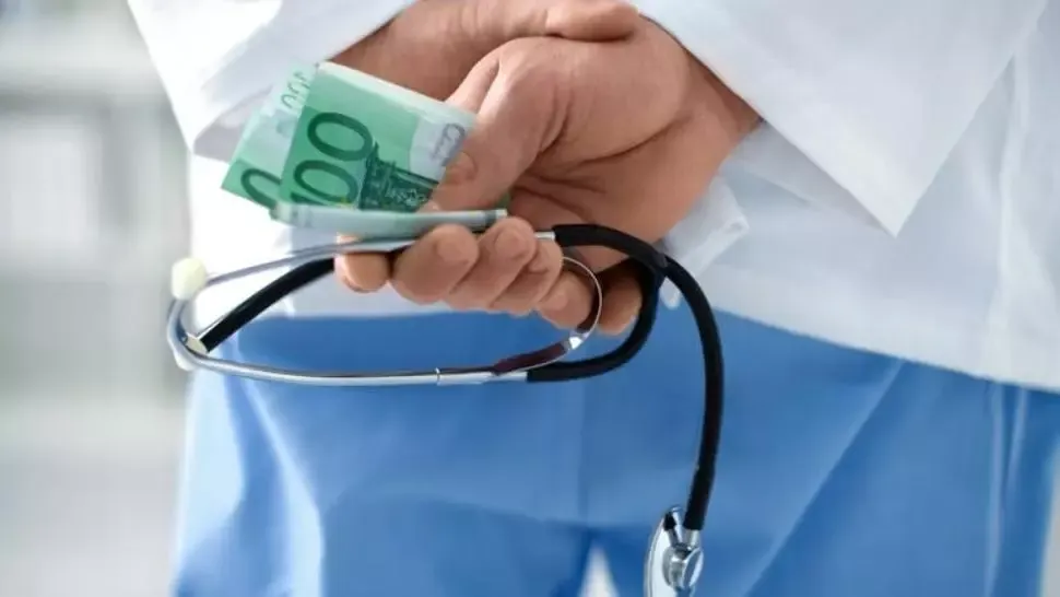 Tentaculele "băieților deștepți" din Sănătate. Rețeta licitațiilor dubioase din spitale