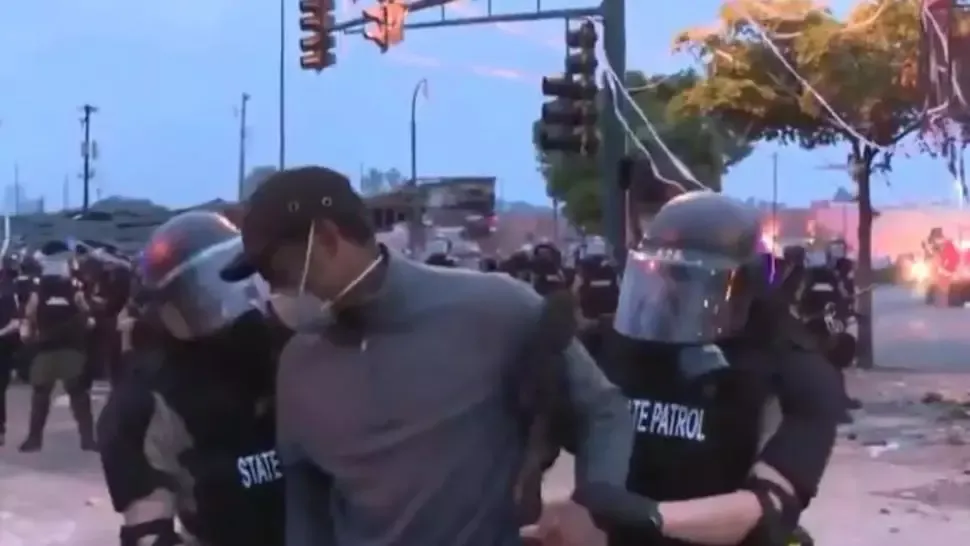 VIDEO Jurnalist CNN, arestat în direct în timpul protestelor din Minneapolis
