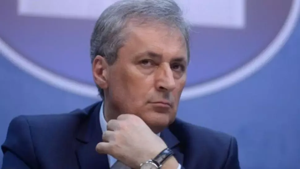 „Legile puterii”. Marcel Vela: Este nepotrivit ca al treilea om din stat să-și scoată masca. Mesajul nu este bun pentru populație