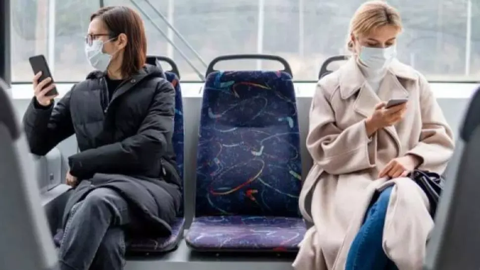 „Legile puterii”. Ministrul Transporturilor: Microbuzele, igienizate înainte de plecarea în cursă. Călătorii, cu măști și controlați cu termoscanner