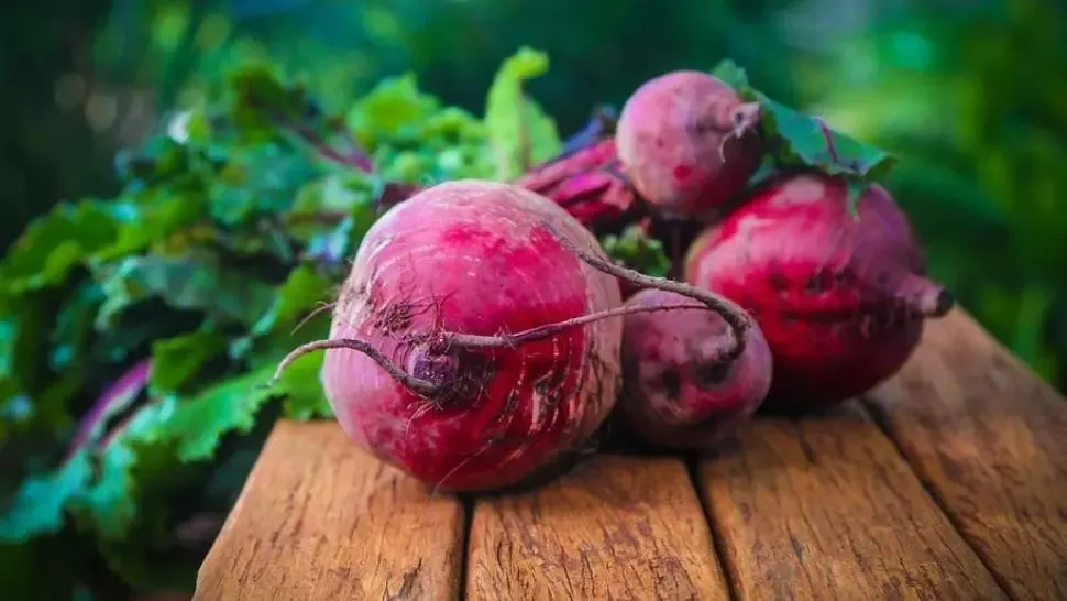 Ce se întâmplă în corpul tău dacă mănânci zilnic 100 g de sfeclă roşie