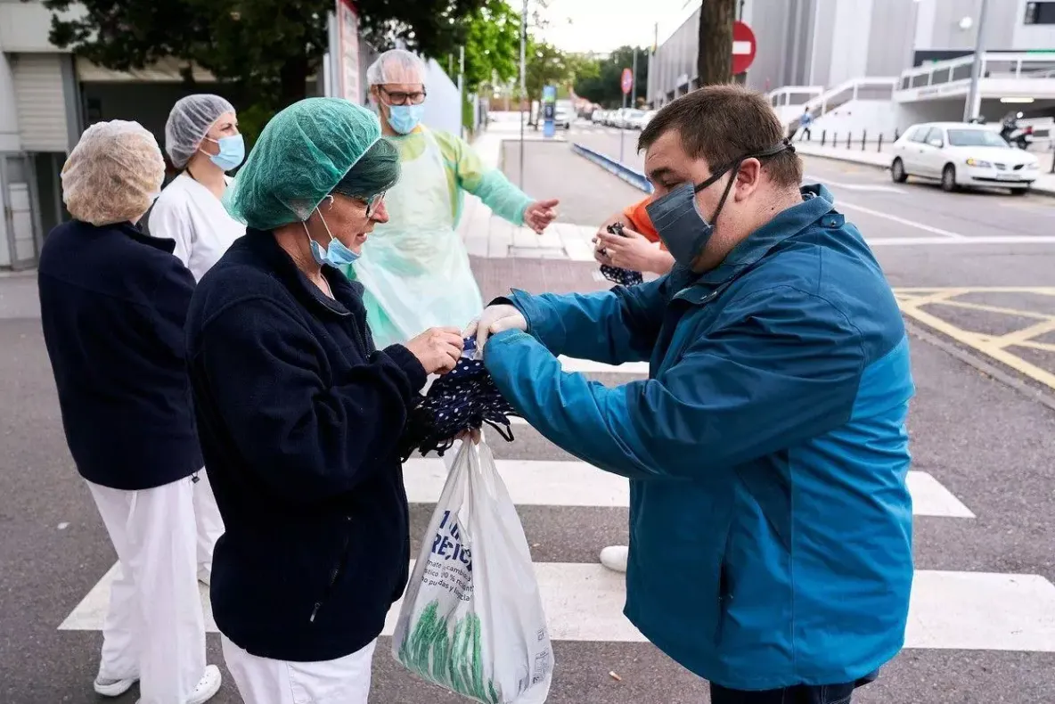 Spania impune, de luni, un test PCR negativ COVID-19 pentru călătorii care vin din România
