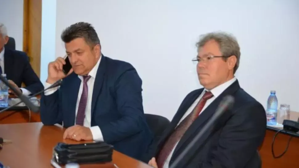Viceprimarul din Focșani, cercetat de DNA pentru că ar fi șantajat un consilier local și i-ar fi amenințat soția cu moartea