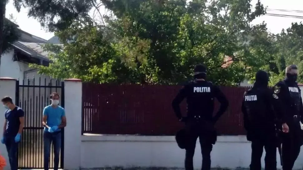 Tragedie în Teleroman: Un bărbat și-a ucis fiica de 2 ani și soția, după care s-a sinucis