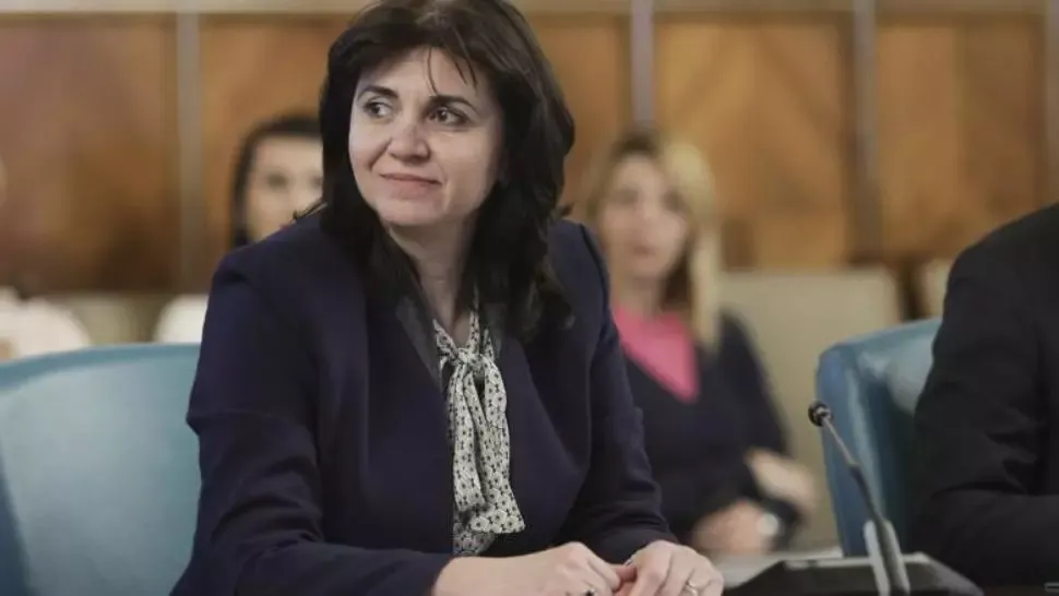 Monica Anisie, mesaj de Ziua Internațională a Drepturilor Copilului: „Astăzi, trebuie să le reamintim în mod special cât de minunați sunt și cât de recunoscători suntem să îi avem”