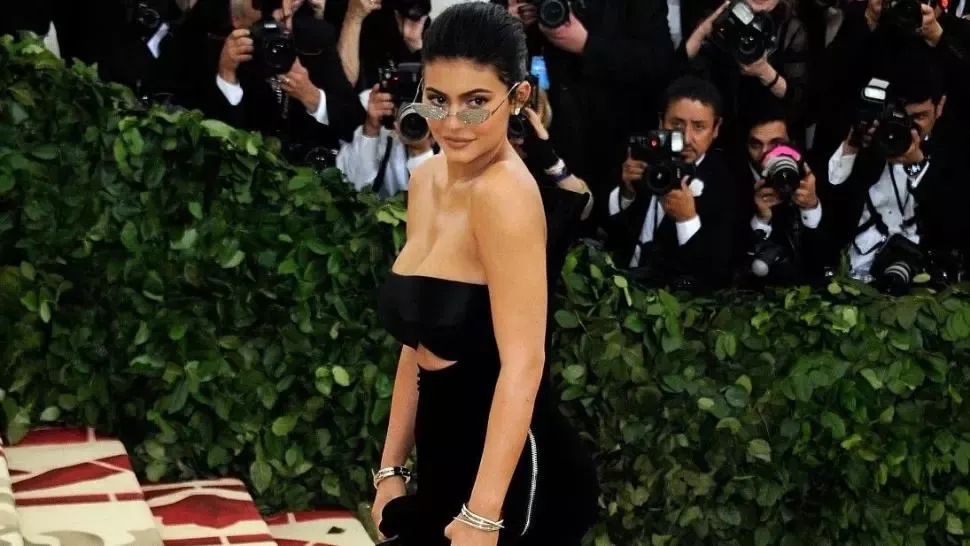 Kylie Jenner e furioasă. Forbes a decis să-i retragă titlul de miliardară