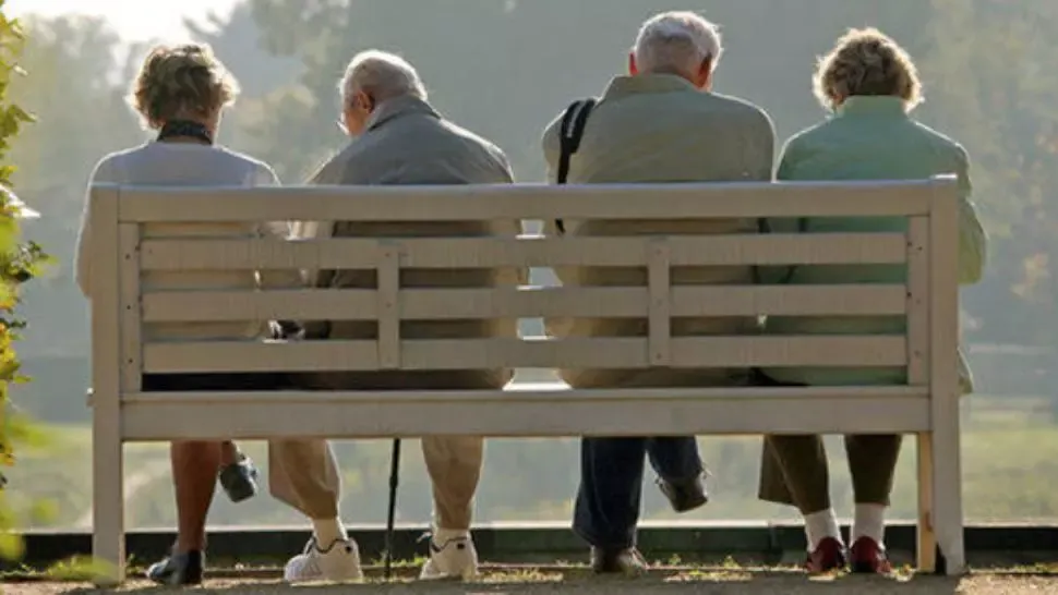 Proiect de lege: firmele, obligate să angajeze pensionari 