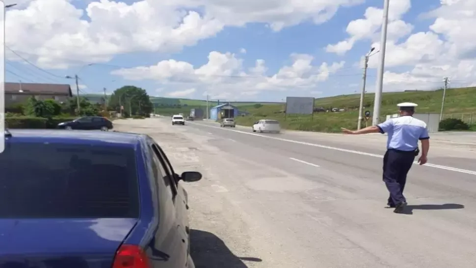 Amplă acţiune a poliţiştilor clujeni! Au fost aplicate peste 100 de amenzi