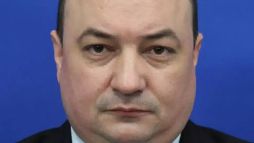Deputatul care nu a purtat mască la Shaormerie și a jignit Poliția a vorbit 15 minute în Parlament, în 10 ani