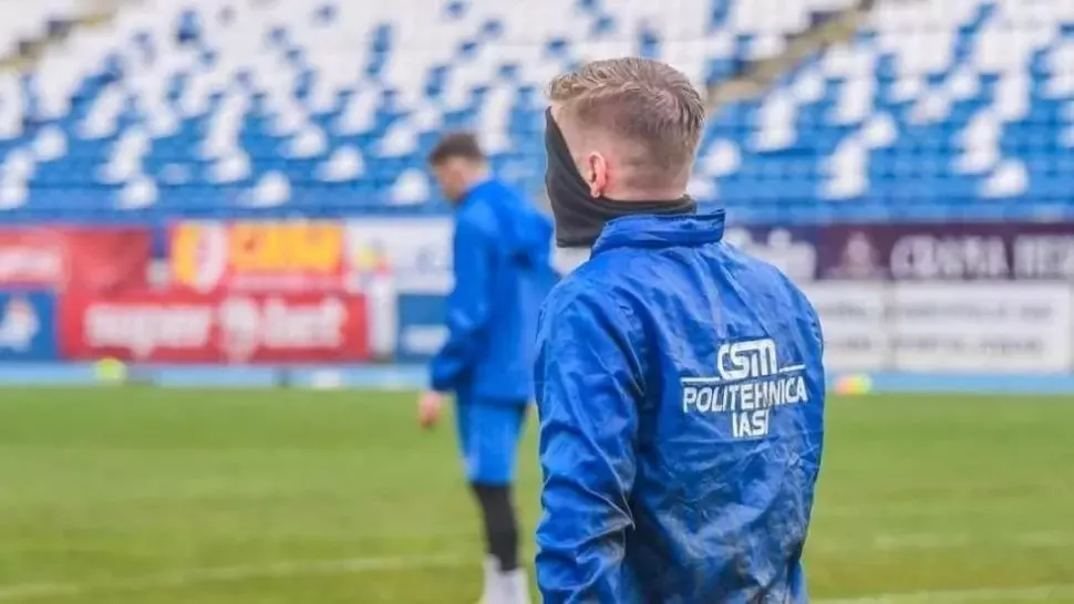 Noi probleme în Liga 1! Fotbalistul care s-a simțit rău înaintea meciului cu Dinamo are coronavirus