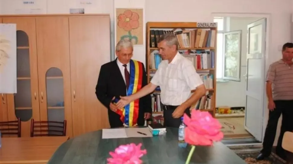 Un primar de la PSD și soția lui, medic, au coronavirus. Cei doi soţi au fost internaţi în spital