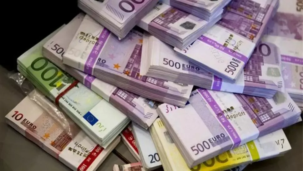 Acțiune în FORȚĂ a DNA la Romsilva. Cinci șefi ai unui ocol silvic, arestați la domiciliu