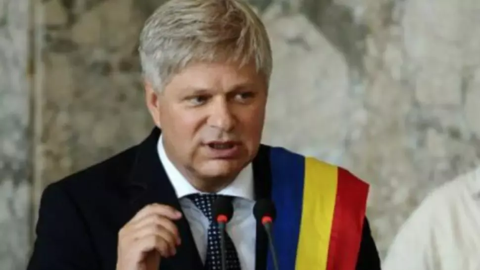 RealitateadinPSD.net. Daniel Tudorache: Elevii și profesorii vor primi laptopuri. Lecțiile vor fi transmise și online
