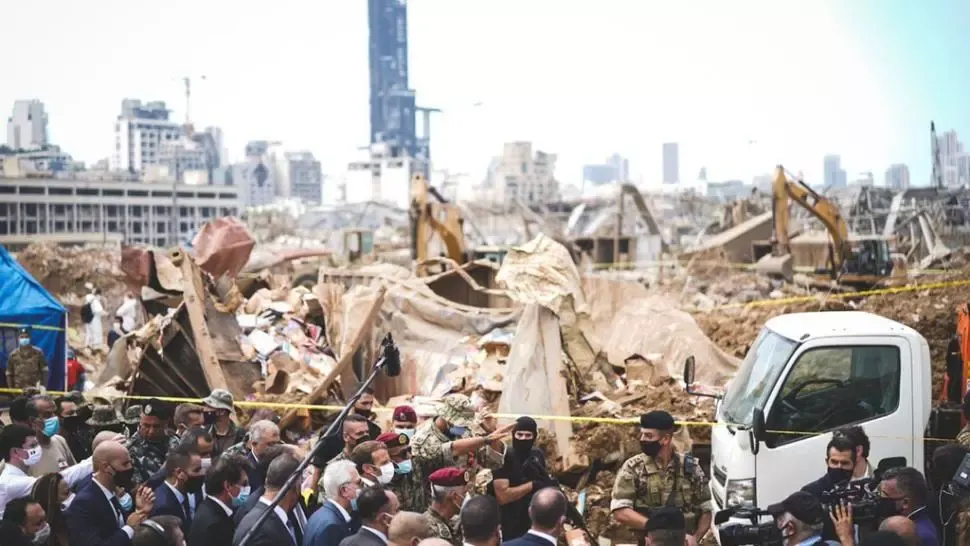 Președintele Franței, Emmanuel Macron, în Liban, după exploziile din Beirut: „Nu sunteți singuri!”