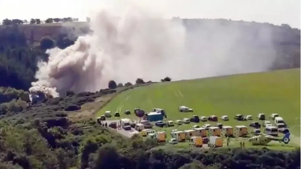 FOTO-VIDEO Cel puțin trei oameni AU MURIT și alți șase au fost răniți după ce un tren de călători A DERAIAT în Scoția