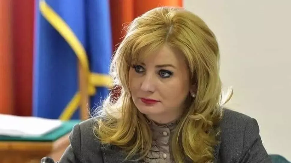 EXCLUSIV Senatoarea Roxana Pațurcă, exclusă din PSD după ce a lipsit de la votul pe moțiune, s-a înscris în PNL