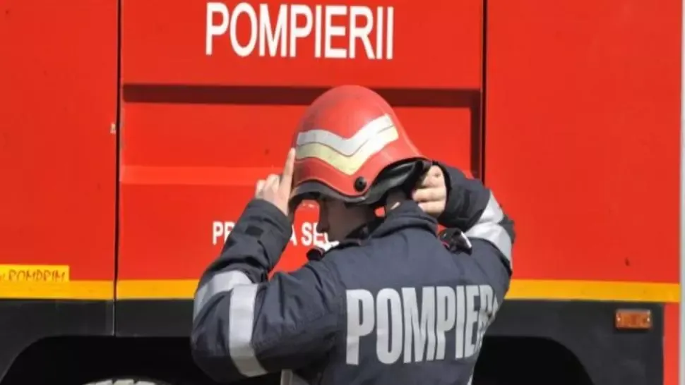 Explozie la o casă din județul Cluj! O persoană rănită, cu arsuri pe 60% din corp