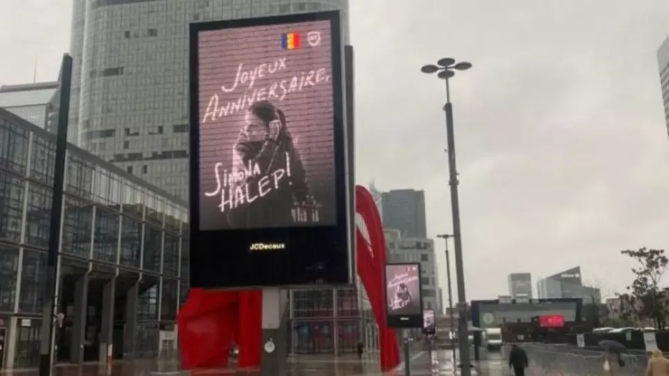 Banca Transilvania, alaturi de Simona Halep la Paris - intr-o campanie implementata de Media Consulta International pe 500 de panouri publicitare (P)
