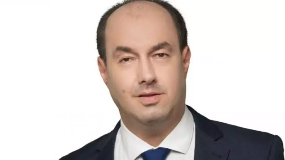 100% TU DECIZI! Sorin Apostoliceanu, din PSD în PNL. Candidatul la Primăria Pitești, fără CV