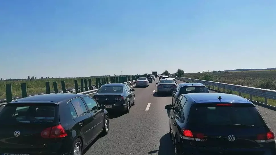Trafic intens pe Autostrada Soarelui și pe DN 1. Principalele rute aglomerate