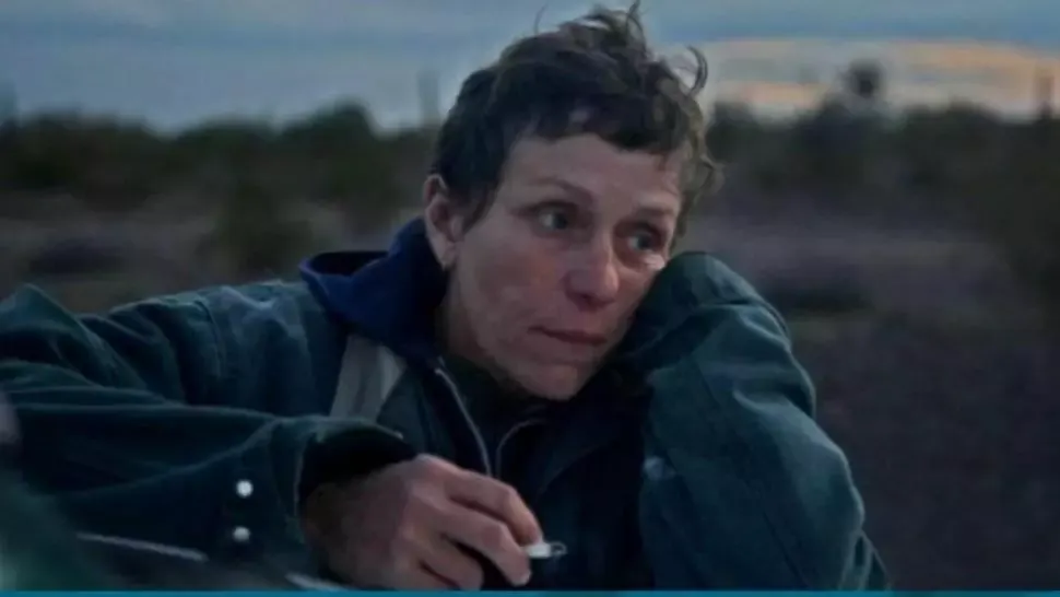 Leul de Aur de la Veneția, câștigat de "Nomadland", un film despre oameni schimbați de crize financiare