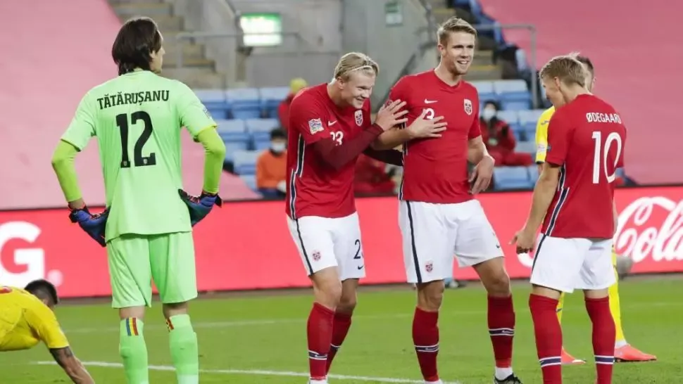 Killerul României, nominalizat pentru titlul de “Cel mai bun fotbalist din lume”! Cu cine se luptă pentru trofeu