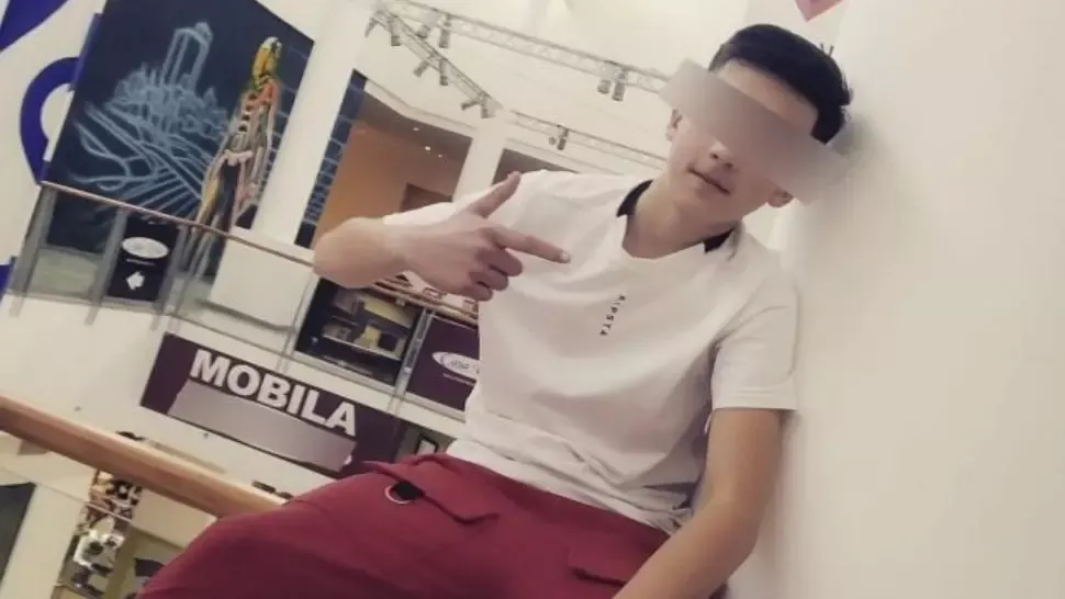 Un copil de 14 ani din Buzău a murit în timp ce-și făcea un selfie 