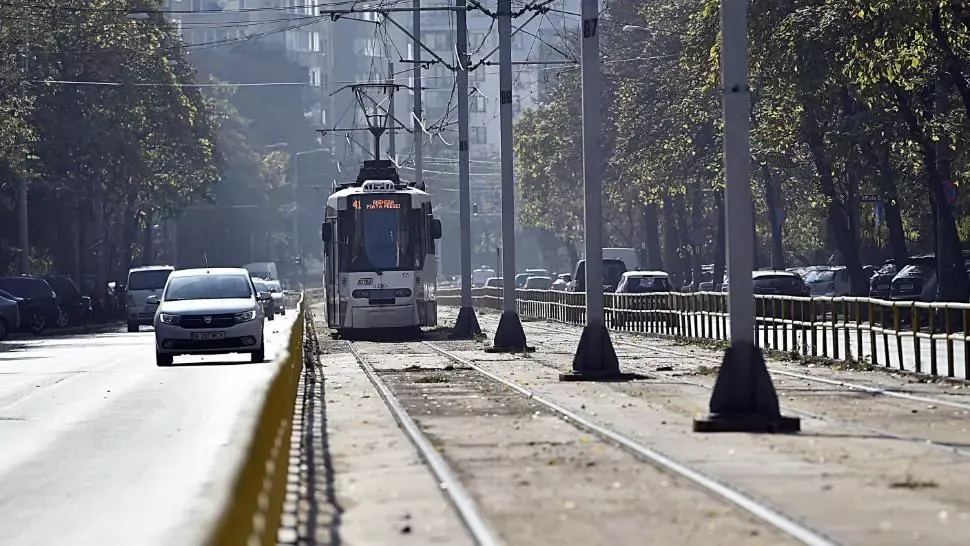 Linia de tramvai 41 blocată pe Bulevardul Ghencea