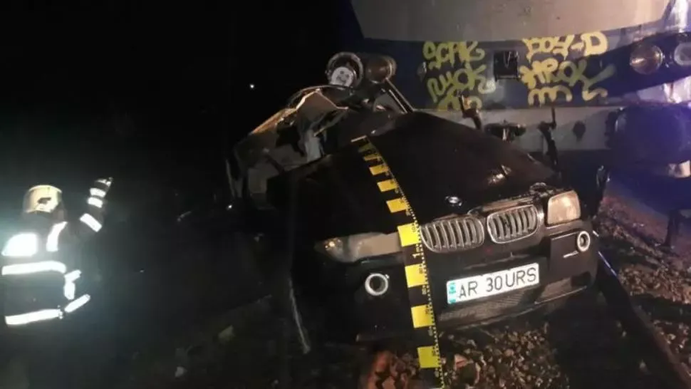 Tragedie în Arad, în Ajunul Crăciunului: o tânără sportivă, membră USR, a murit spulberată de tren