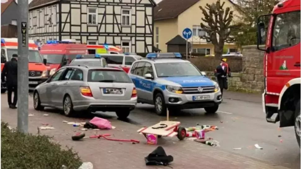 Stare de alertă în Germania: cel puțin 5 morți, printre care un bebeluș, și 15 răniți, după ce o mașină a intrat în mulțime, în orașul Trier
