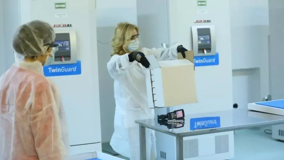 Când ajunge următoarea tranșă de vaccinuri Pfizer în România și în ce orașe va fi administrată