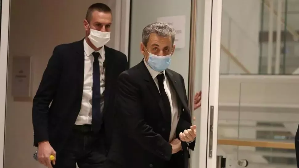 Decizie fără precedent în Franța: 4 ani de închisoare, din care 2 cu suspendare, pentru fostul președinte Nicholas Sarkozy
