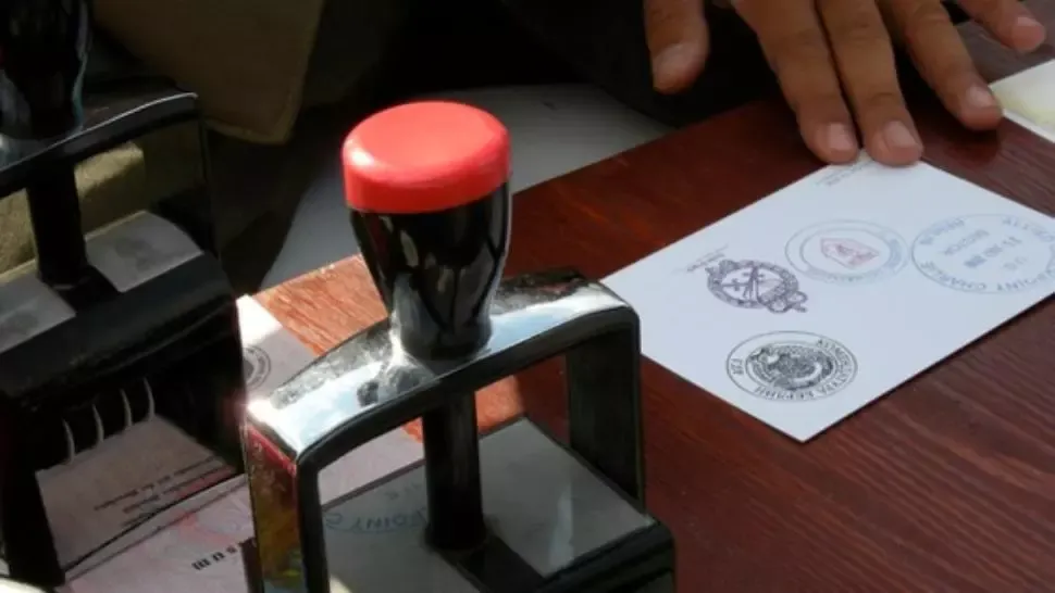 Alegeri parlamentare 2020. Românii cu buletinele expirate pot vota la alegeri 