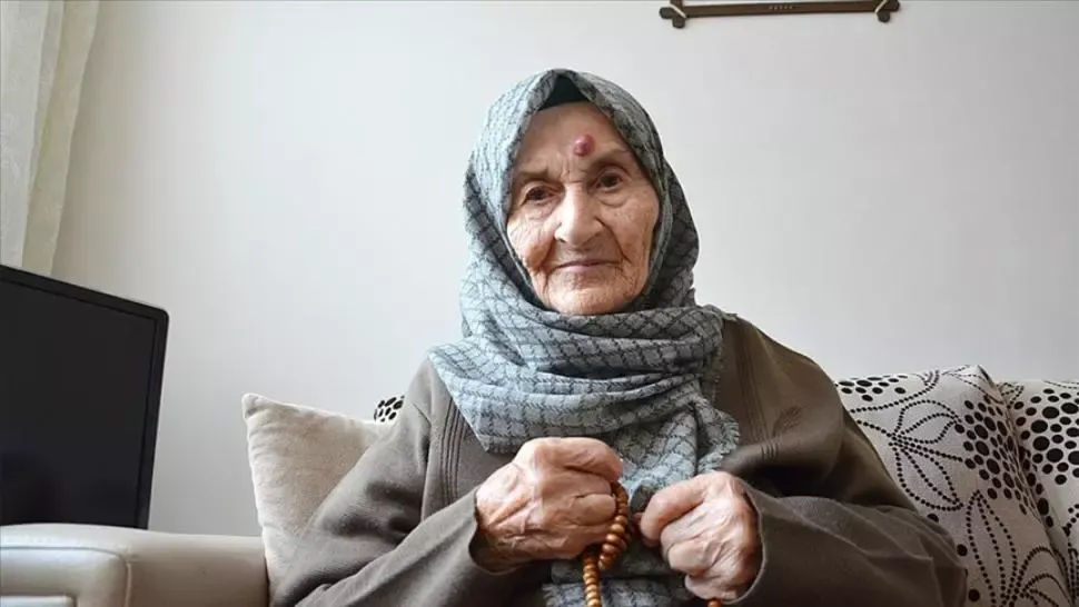 Caz rar. O femeie de 105 ani din Turcia s-a vindecat de Covid-19 după doar cinci zile