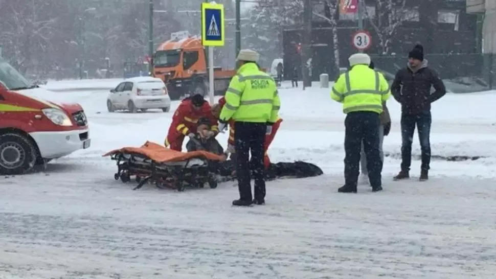 Pieton acroșat de un autoturism pe DN6, la Bragadiru. Trafic îngreunat