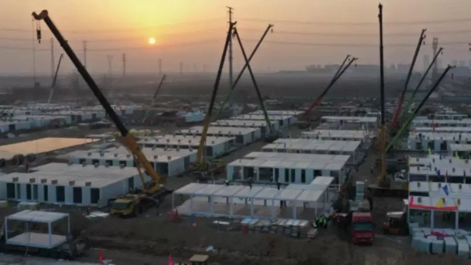 RECORD în China: Spital COVID, ridicat în doar 5 zile