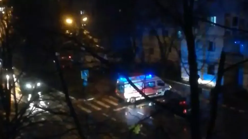 VIDEO Adolescent lovit pe o trecere de pietoni din Botoșani. Șoferul nu l-a văzut