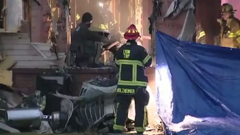 Accident aviatic, în SUA: avion prăbușit peste o casă - nu există supraviețuitori 