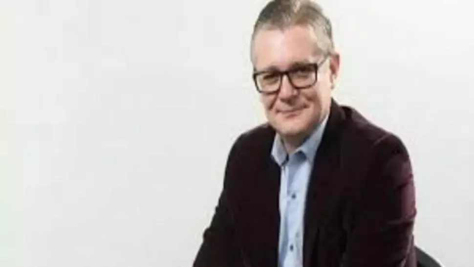 Adevăratul combinator din PSD: Horia Mihălcescu, șopârla de pe umerii lui Liviu Dragnea și Elena Udrea